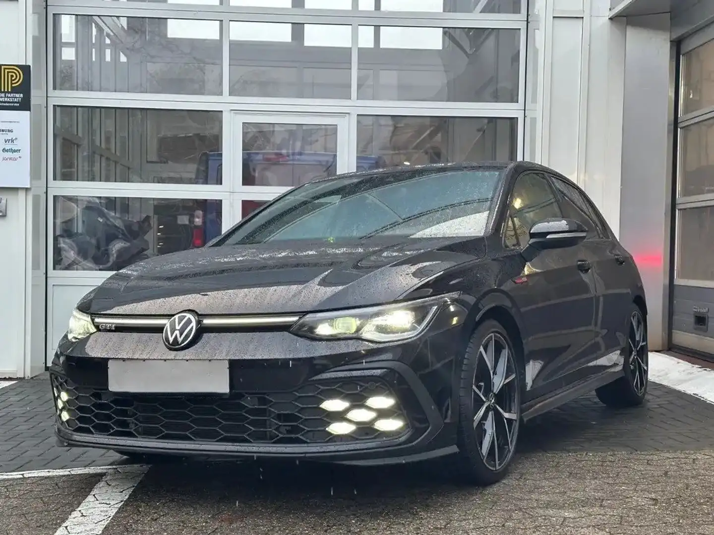 Volkswagen Golf GTI VIII 2.0 TFSI GTI IQLIGHT/HARMAN/ASSIST/MEDIA/LED Nero - 1