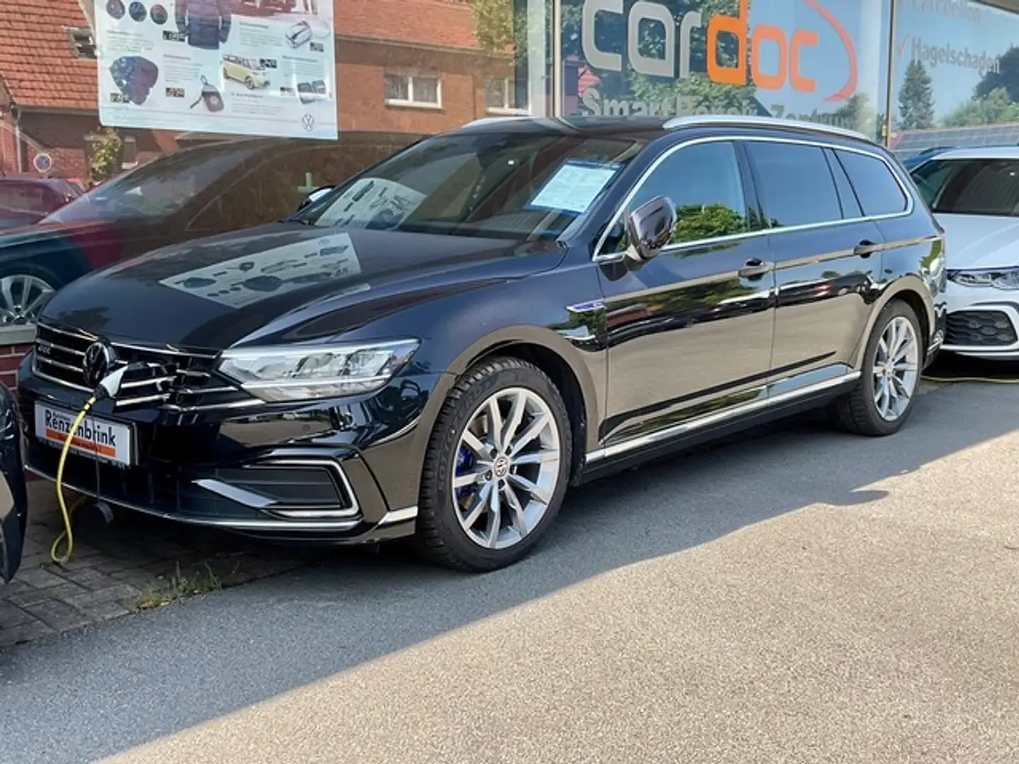 Volkswagen Passat Variant GTE AHK Leder 18" Design & Komfort-Paket Schwarz - 2