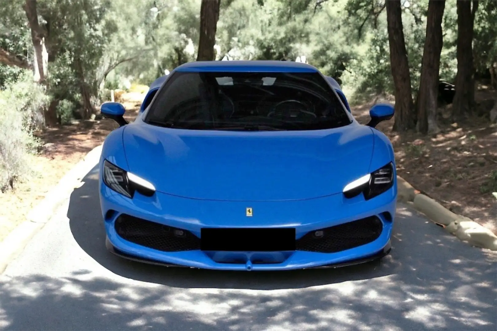 Ferrari 296 GTB Bleu - 1