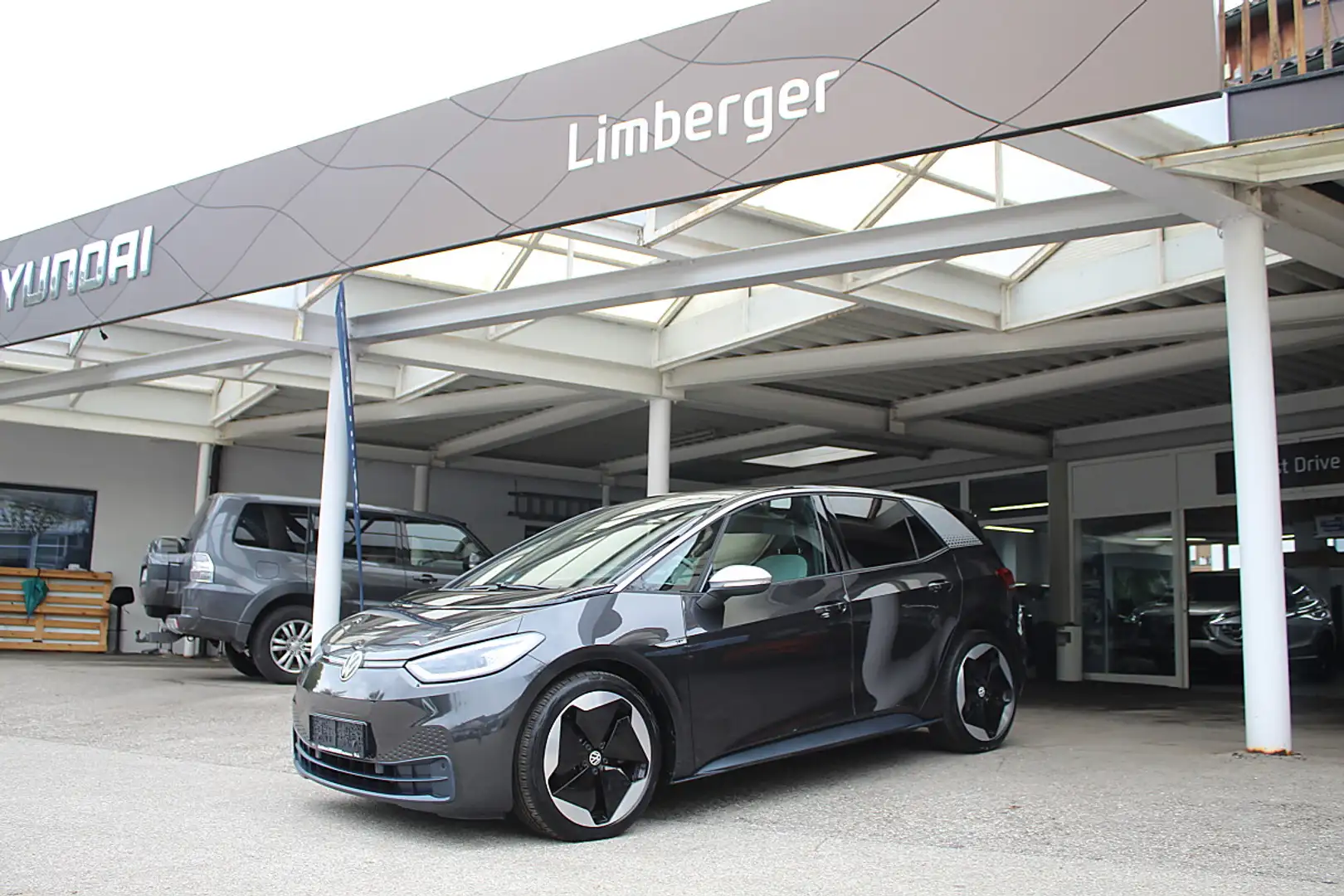Volkswagen ID.3 ID. 3 1st Edition Max 58kWh mit Wärmepumpe Grau - 1