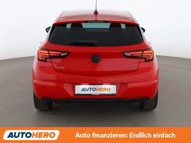 Opel Astra view 5