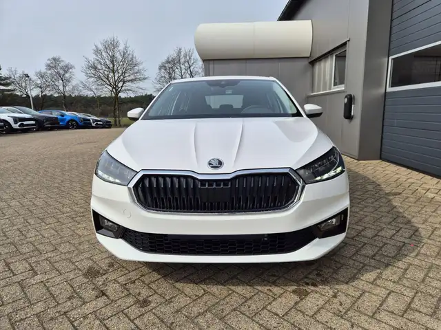 Skoda Fabia view 8
