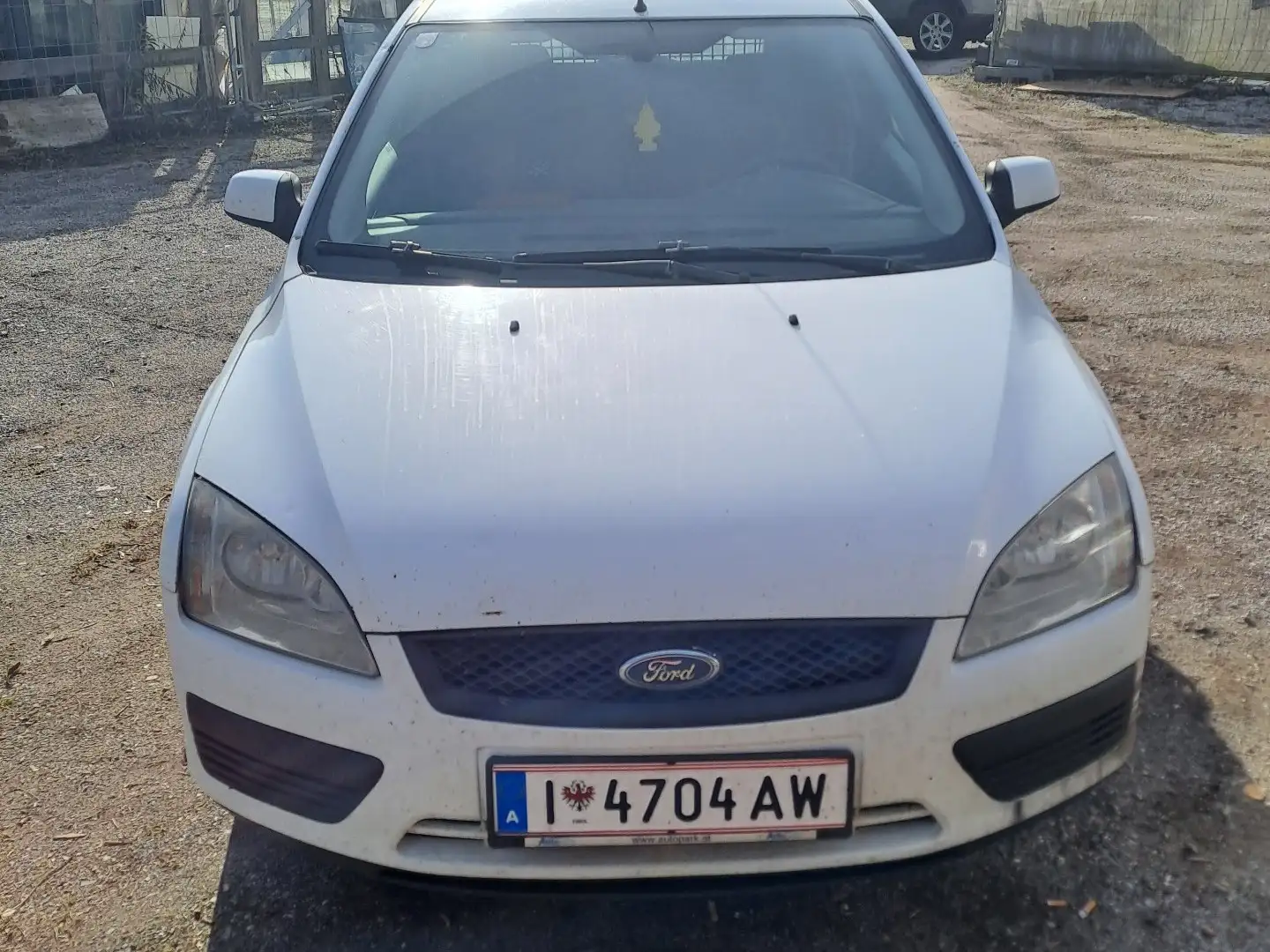 Ford Focus Ambiente 1,6 TDCi Silber - 1