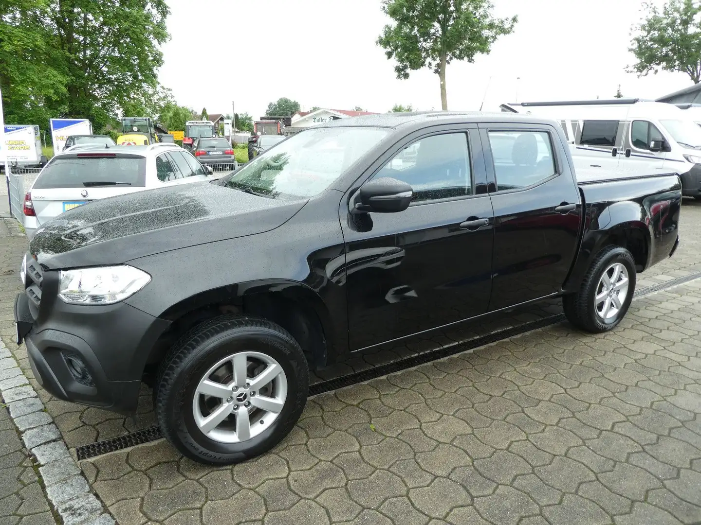 Mercedes-Benz X 250 d 4Matic Doppelkabine AHK+NAVI Schwarz - 1