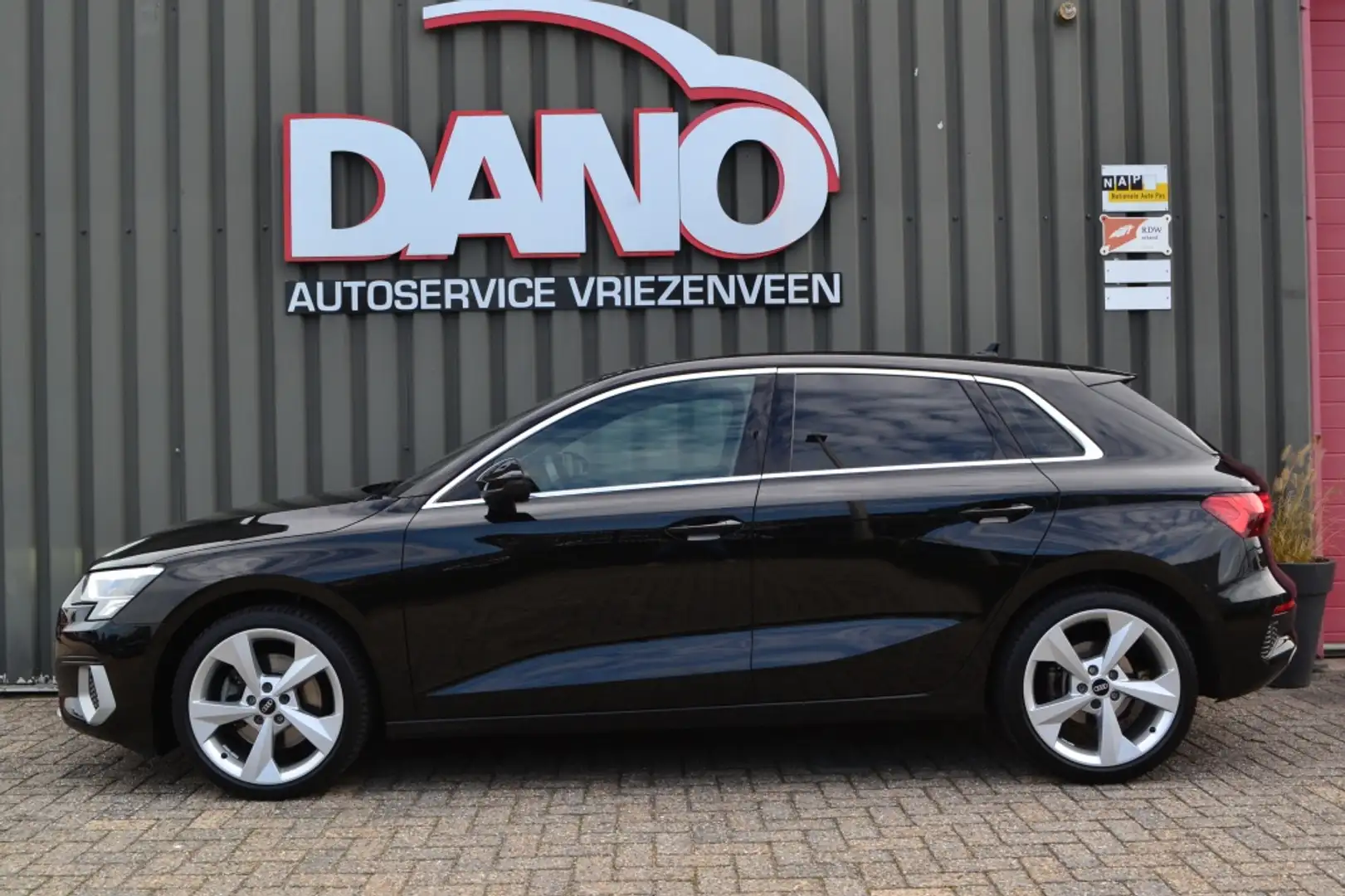 Audi A3 Sportback 35 TFSI 150PK Business Navi/Camera/ACC/L Negro - 2