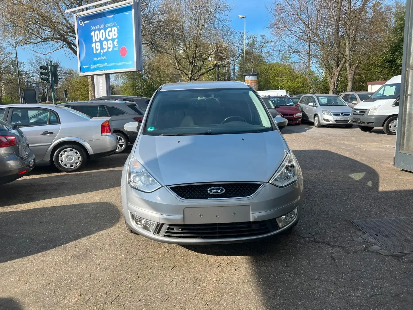 Ford Galaxy 2.0 TDI Climatronic-E Fenster-7 Sitze Silber - 2
