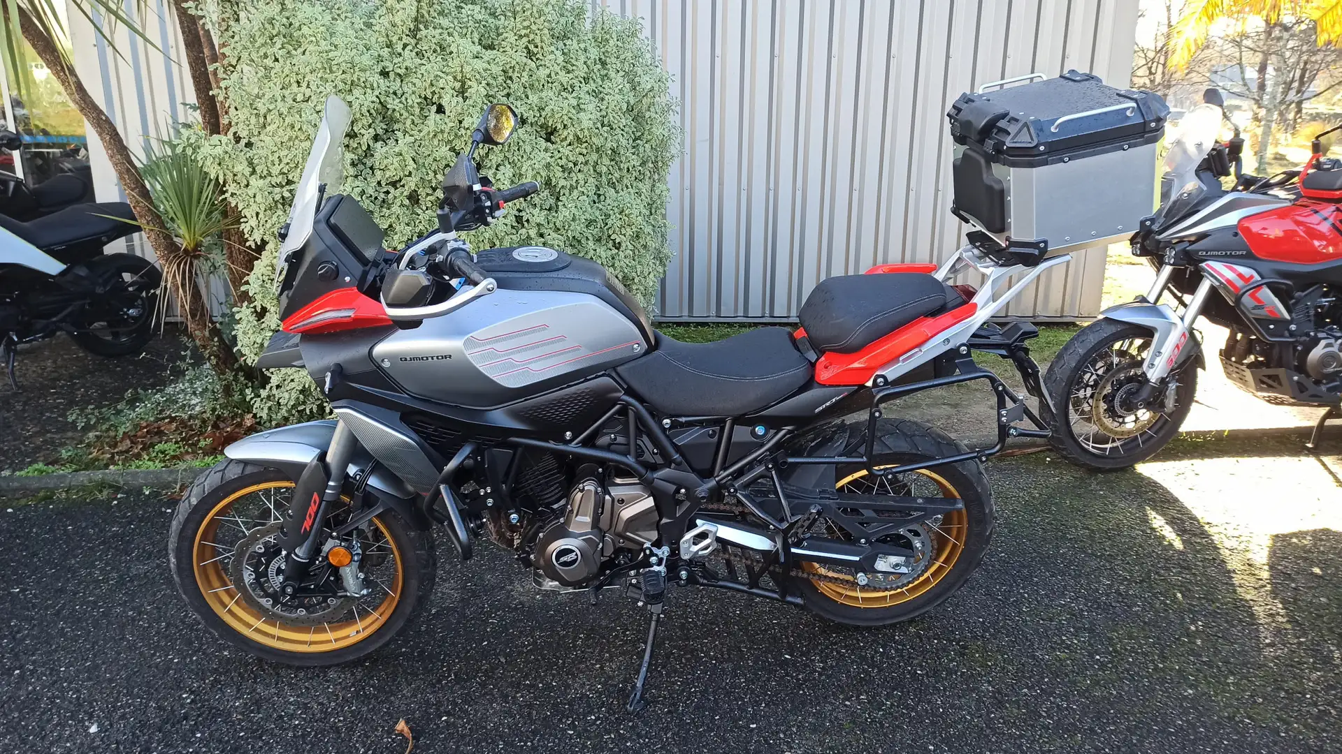 QJ Motor Sonstige Rot - 2