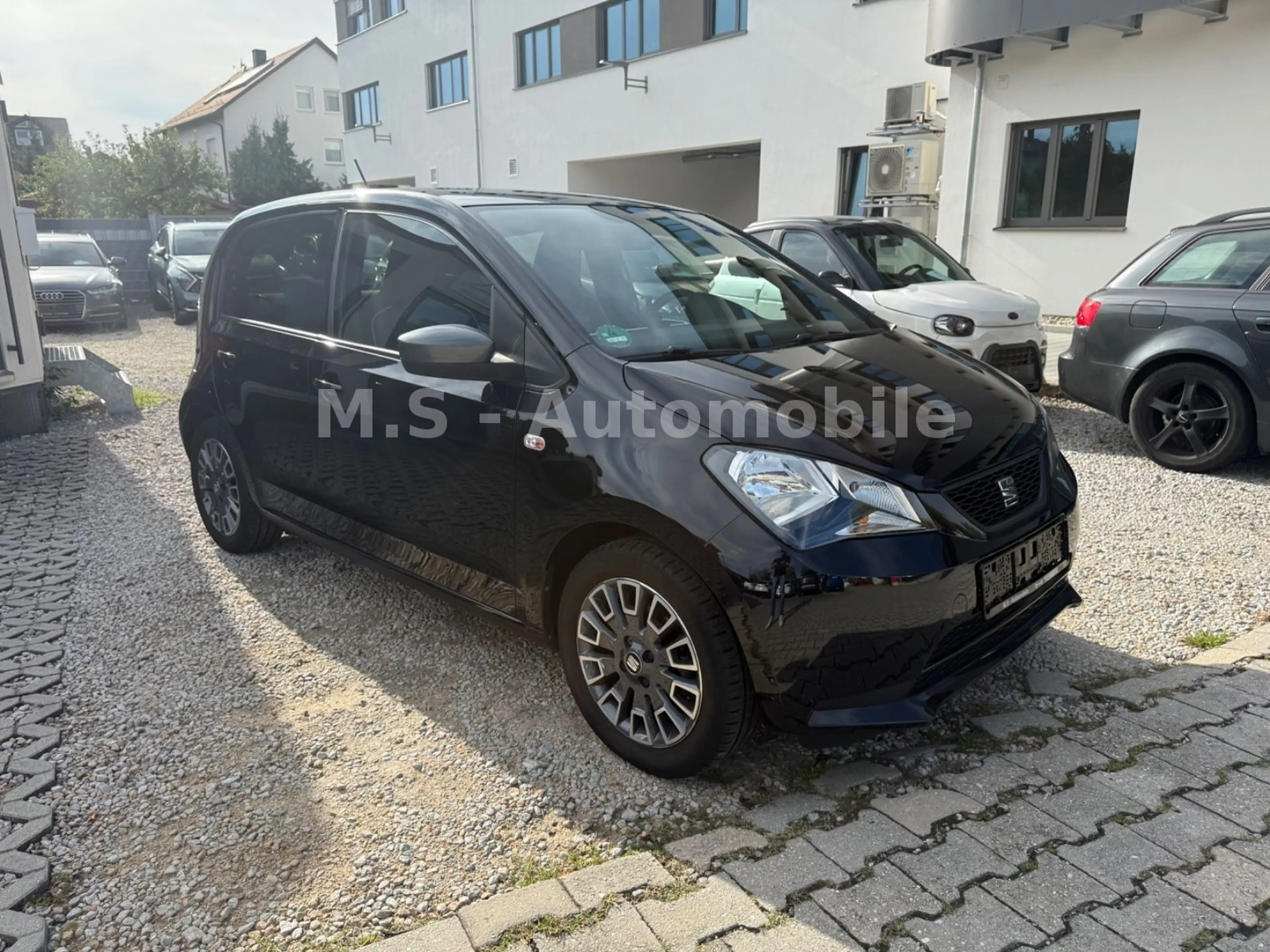 SEAT Mii 1.0 Chic*Klima*USB*Bluetooth* Isofix*5-Türer — photo 7