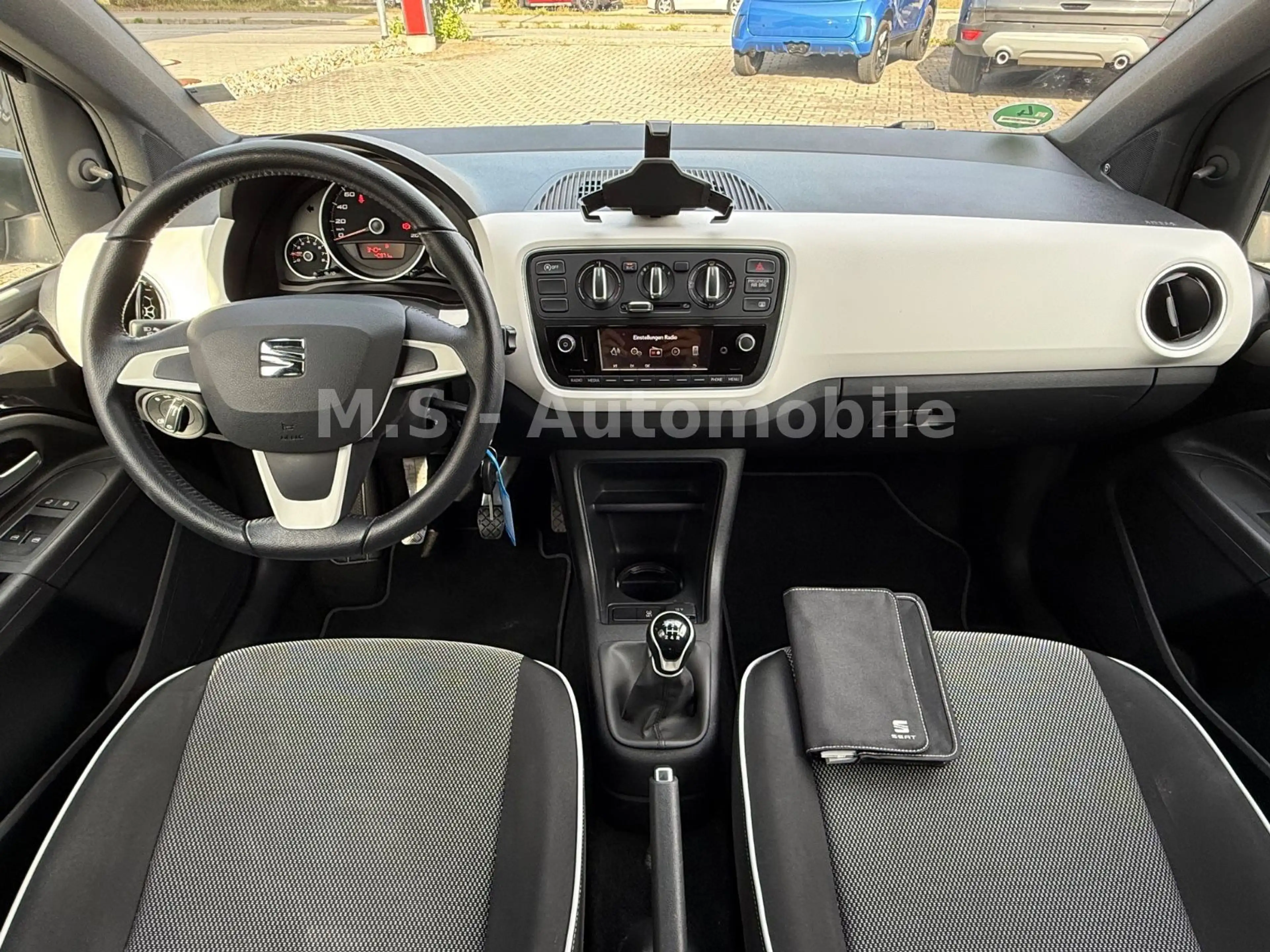 SEAT Mii 1.0 Chic*Klima*USB*Bluetooth* Isofix*5-Türer — photo 13