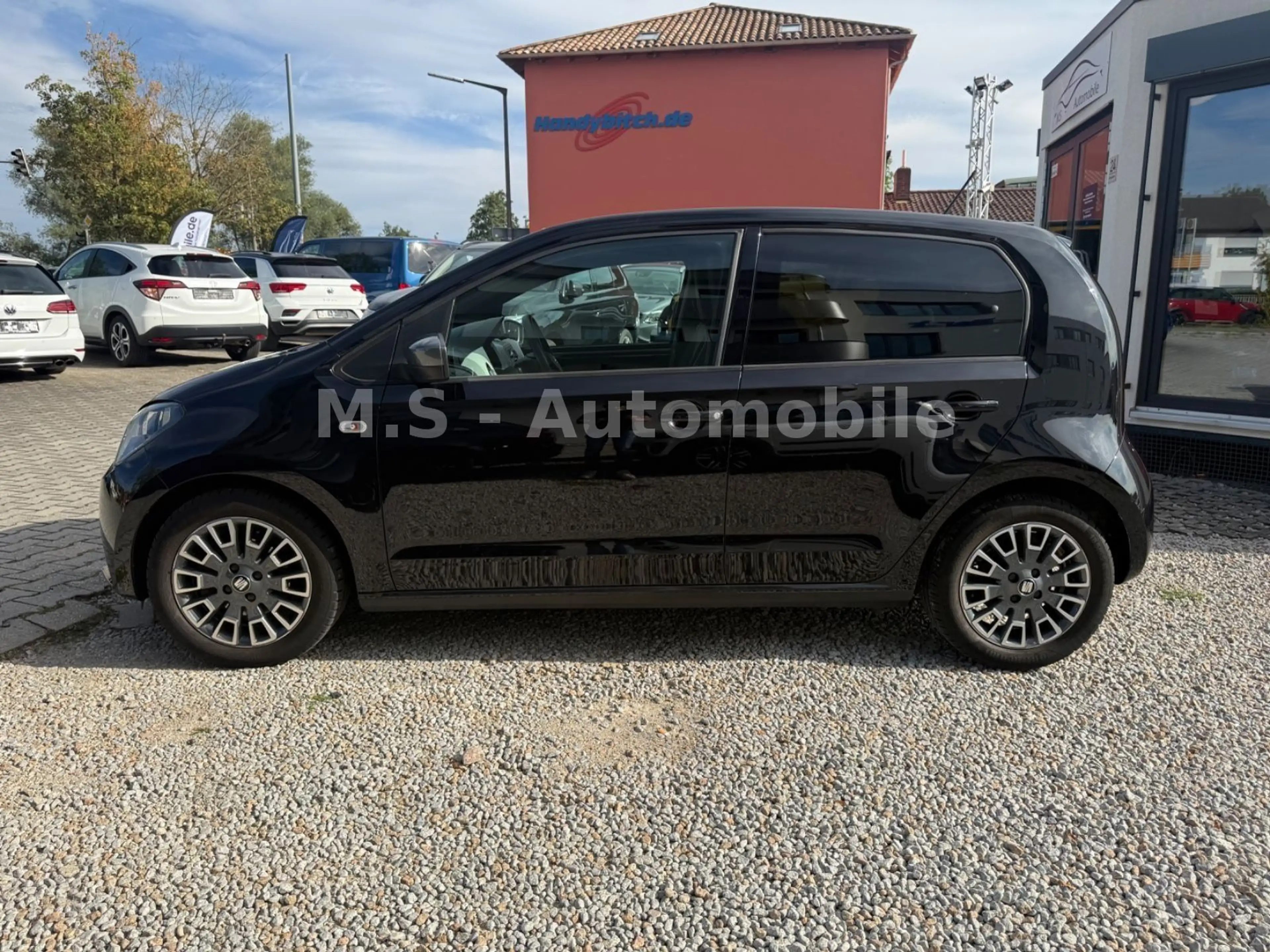 SEAT Mii 1.0 Chic*Klima*USB*Bluetooth* Isofix*5-Türer — photo 2