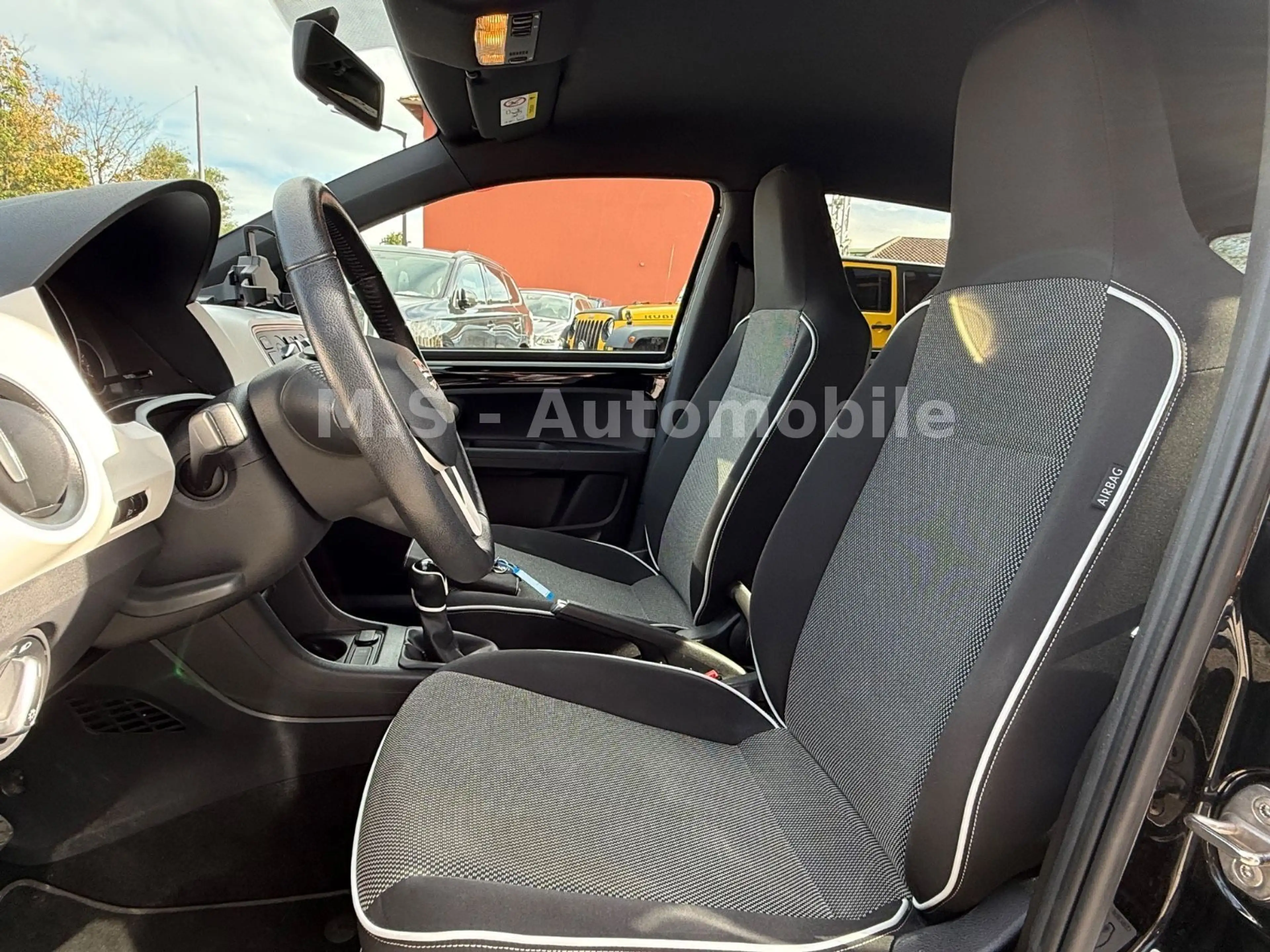 SEAT Mii 1.0 Chic*Klima*USB*Bluetooth* Isofix*5-Türer — photo 10