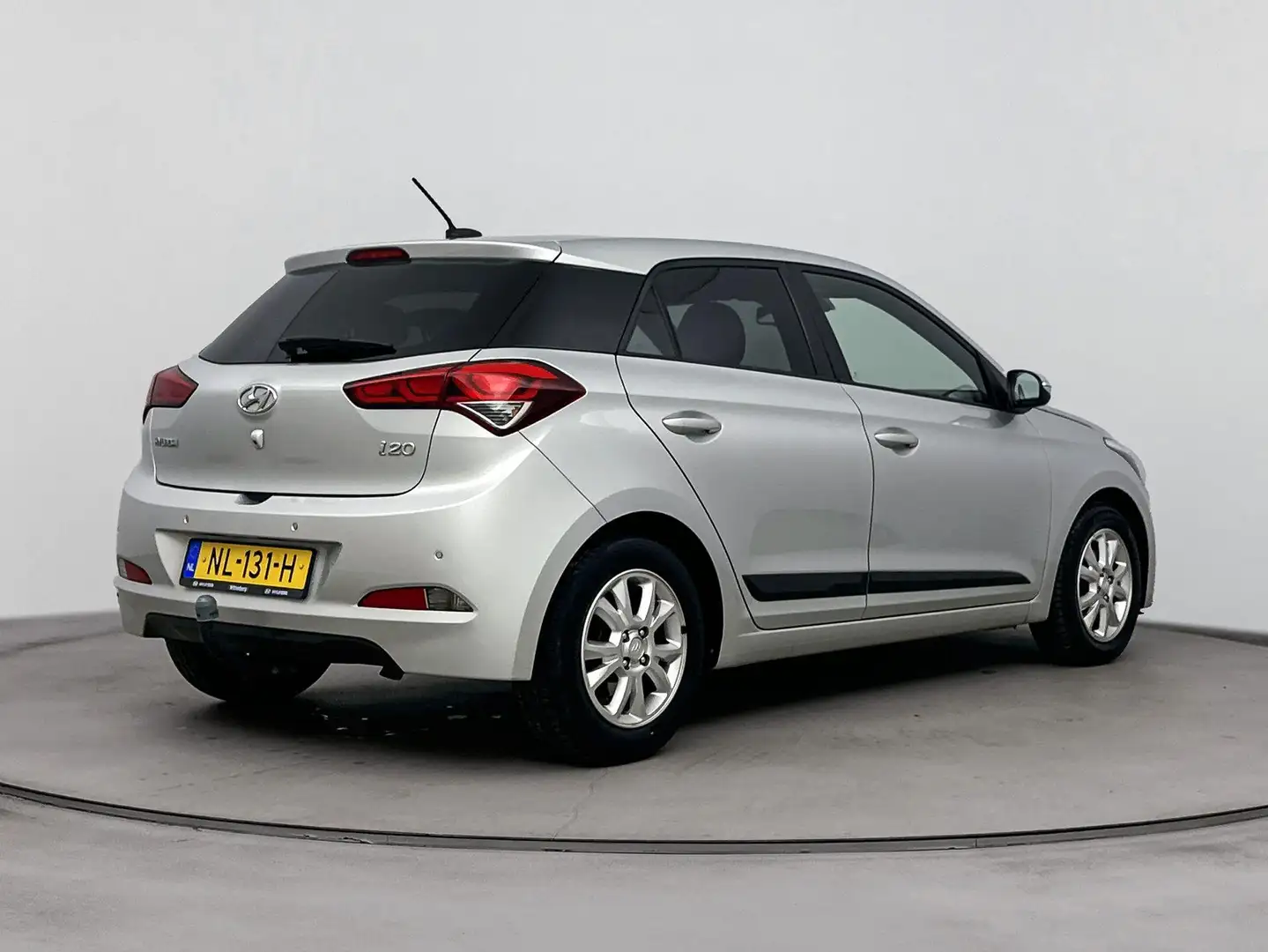 Hyundai i20 1.0 T-GDI Go! 2016 | Airco | Cruise | Camera | Lij Grijs - 2