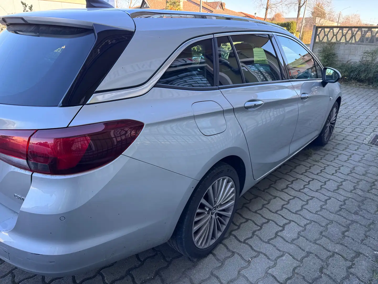 Opel Astra Astra+Sports+Tourer+1.6+cdti+Innovation+s Grigio - 2