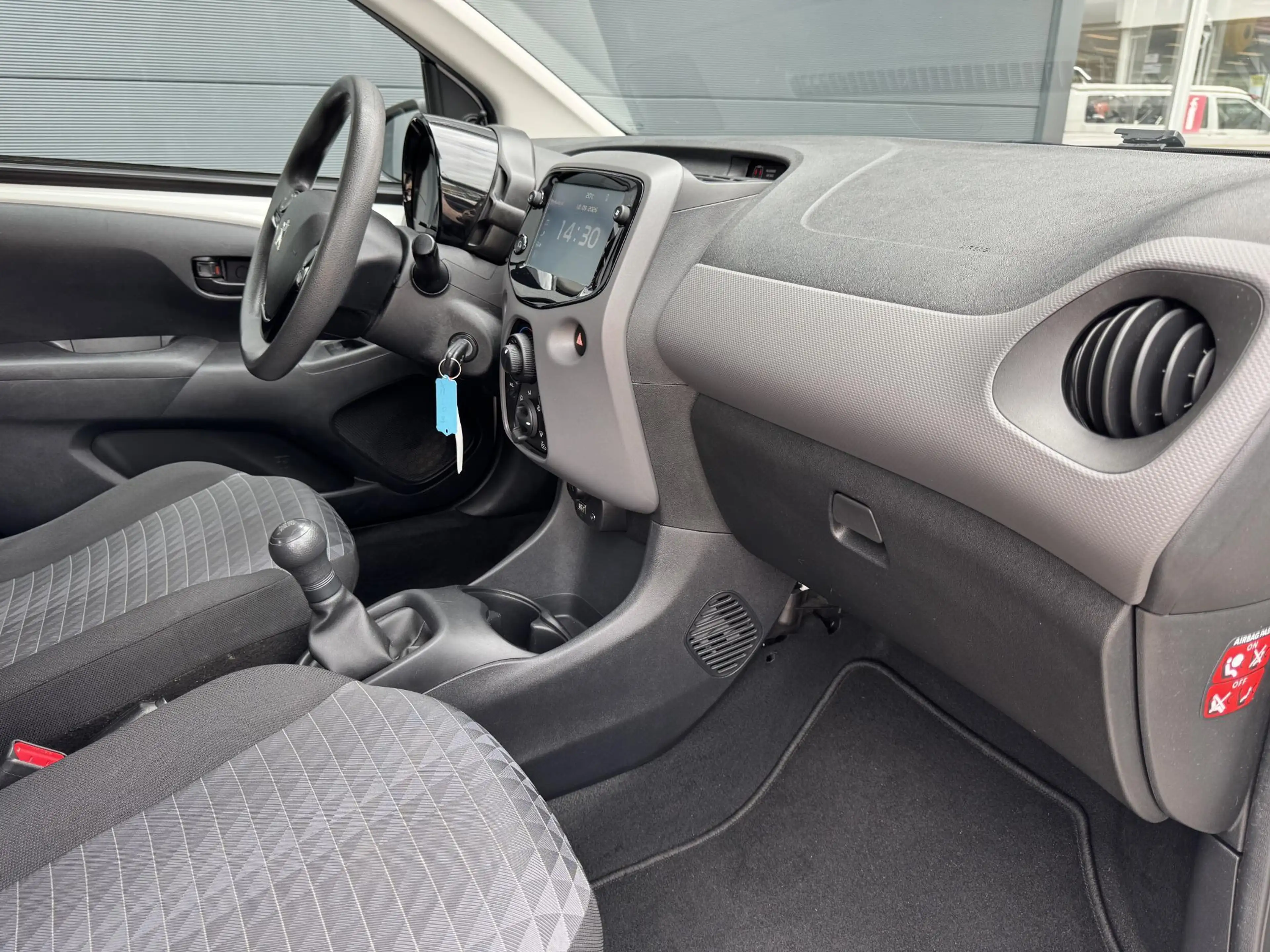Peugeot 108 1.0 e-VTi Active / Geen Import / 100% Onderhoud — photo 15