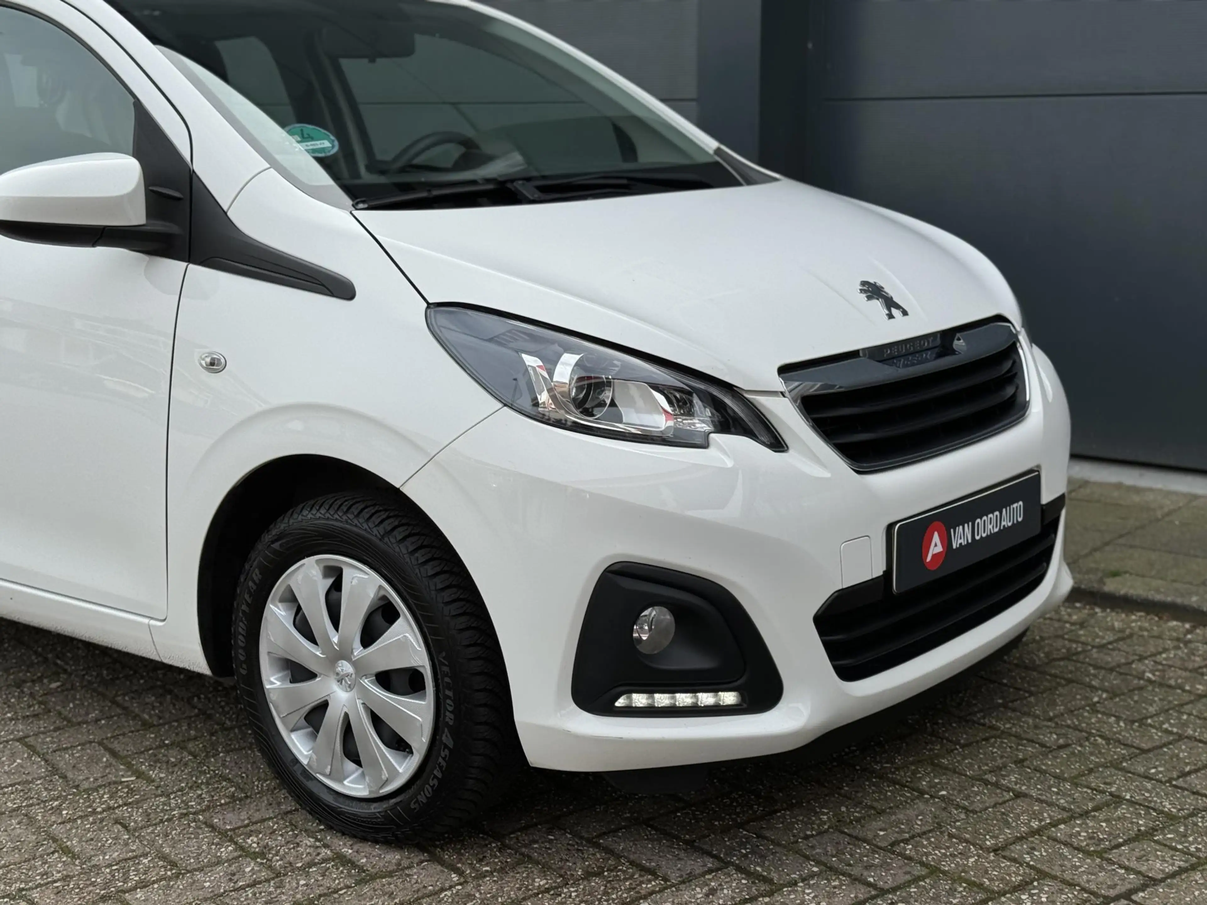 Peugeot 108 1.0 e-VTi Active / Geen Import / 100% Onderhoud — photo 10