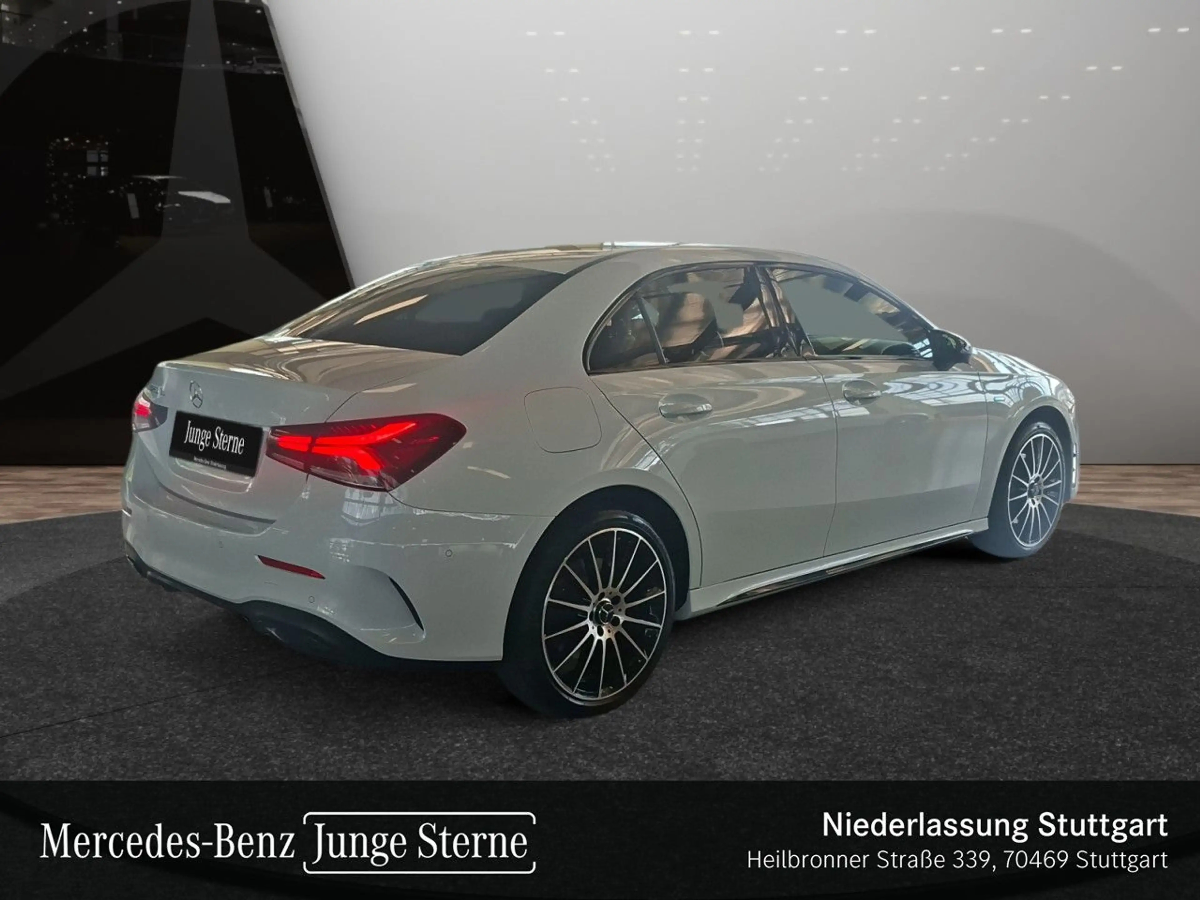Mercedes-Benz A 250 e Lim EDITION 2020+AMG+NIGHT+360°+AHK+19" — photo 8