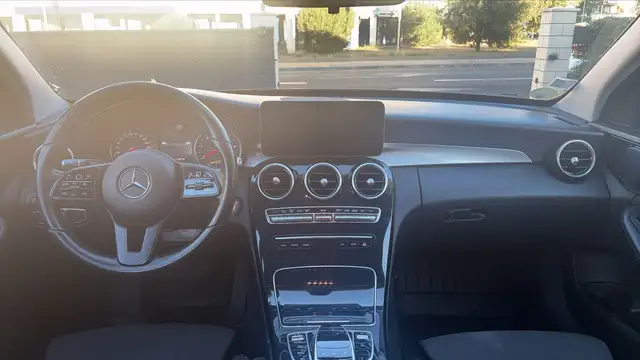 Mercedes-Benz Unknown Model view 11