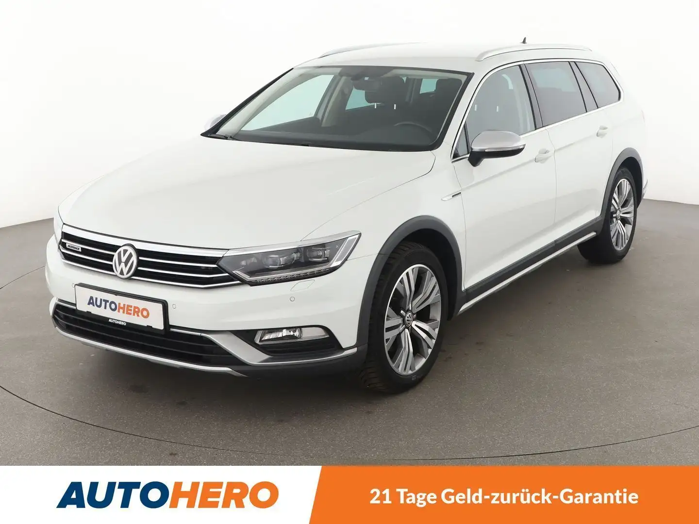 Volkswagen Passat Alltrack 2.0 TDI 4Motion BMT Aut.*LED*NAVI*ACC*CAM*PDC*SHZ* Weiß - 1