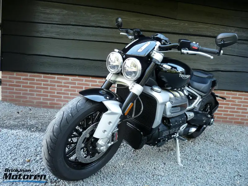 Triumph Rocket III R - foto 7