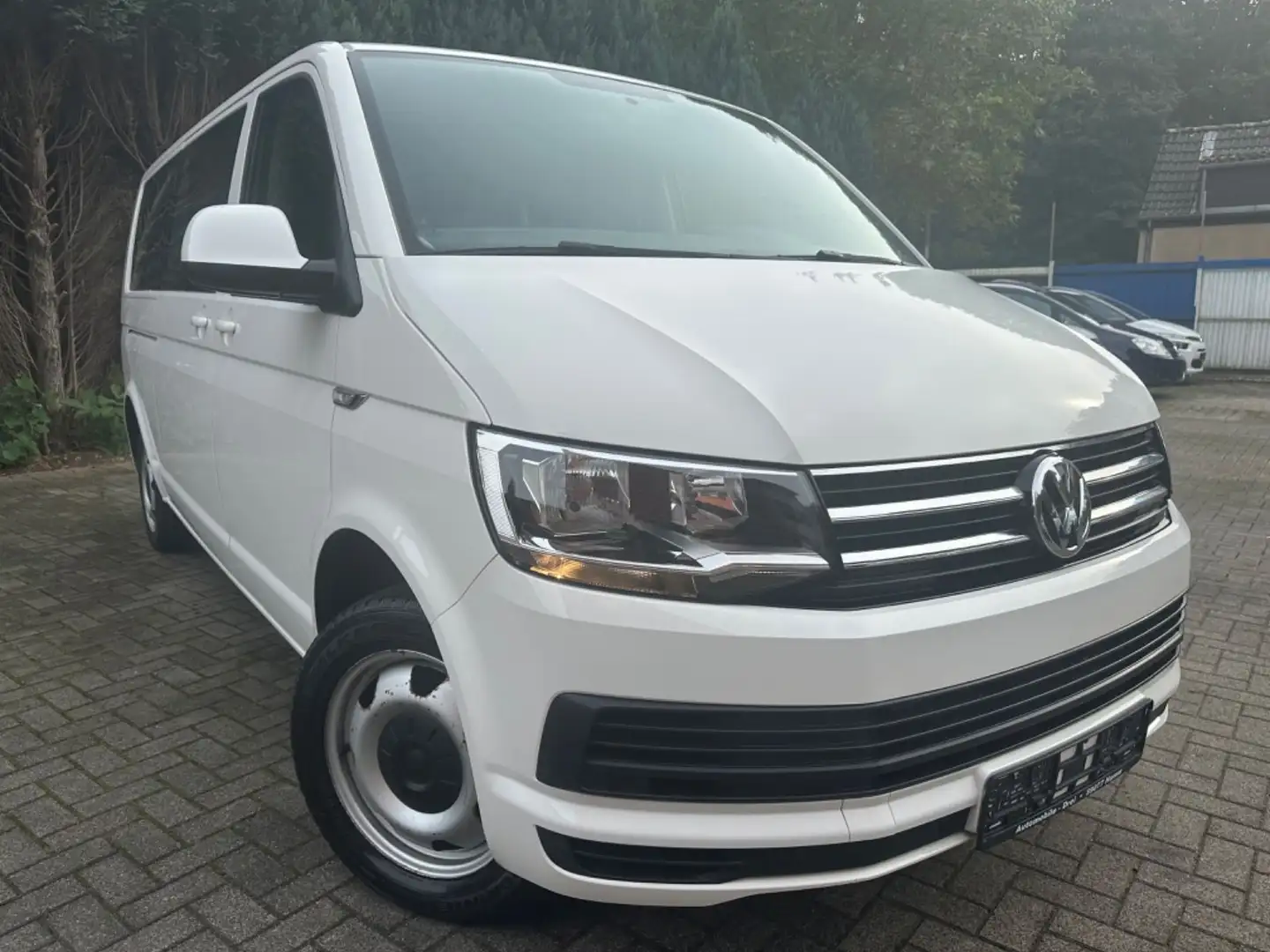 Volkswagen T6 Caravelle *Autom./PDC/TÜV NEU* Weiß - 1