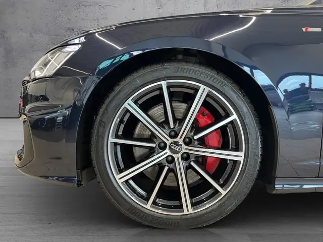 Audi A6 view 4