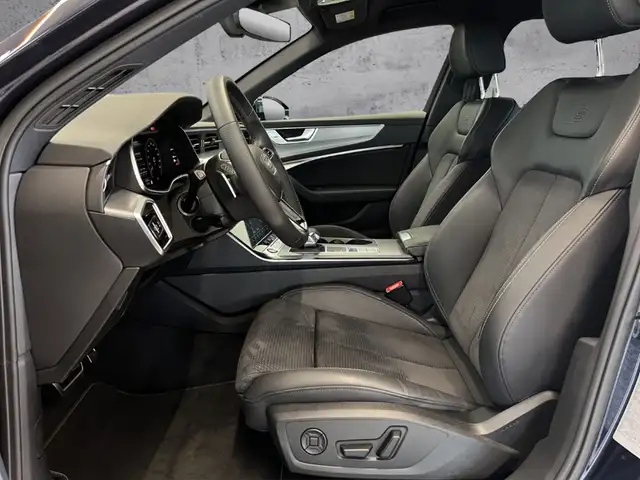 Audi A6 view 8