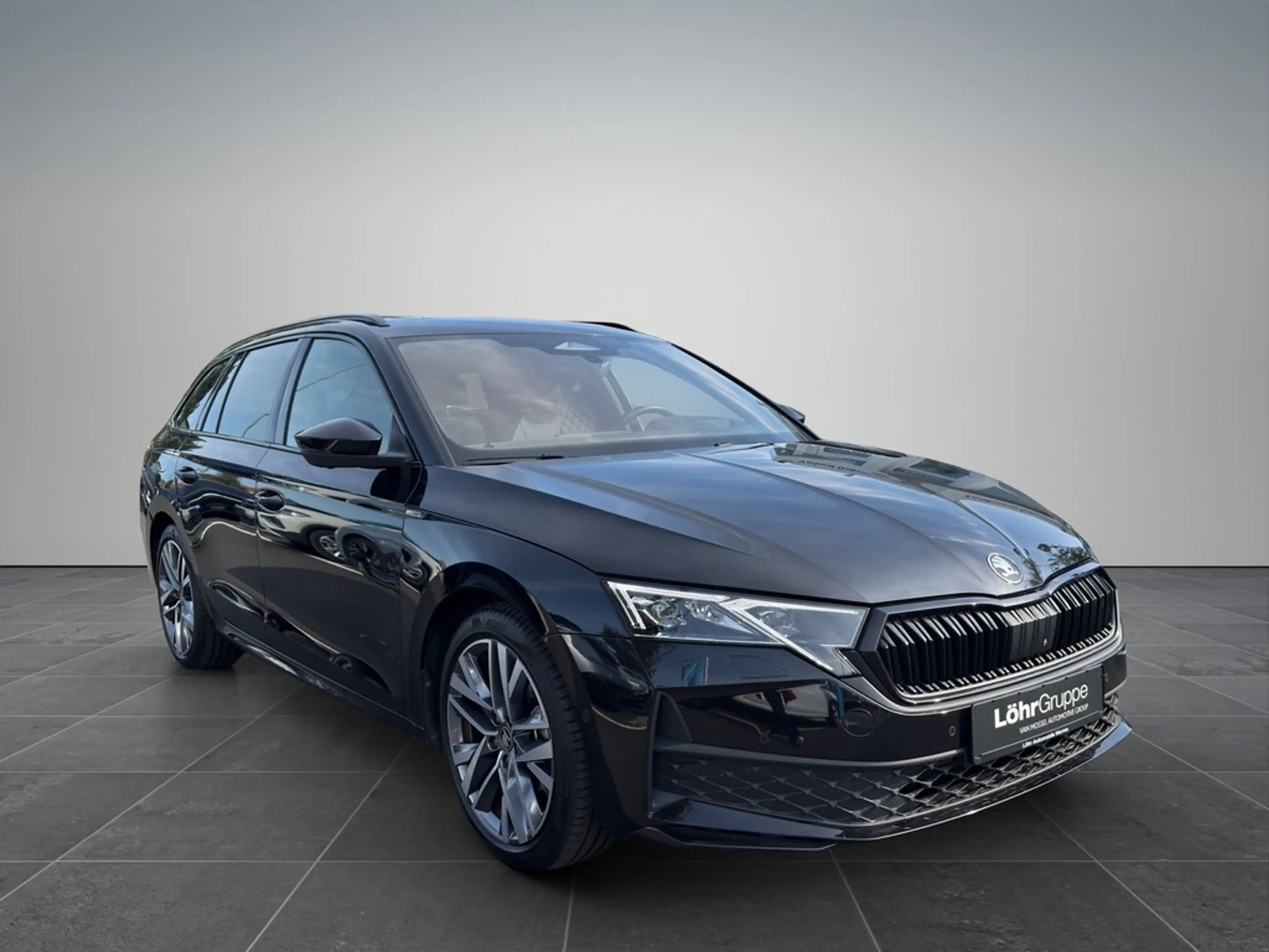 Skoda Octavia Combi 2.0 TDI Sportline *PANO*ACC*AHK*MATRIX* — photo 4