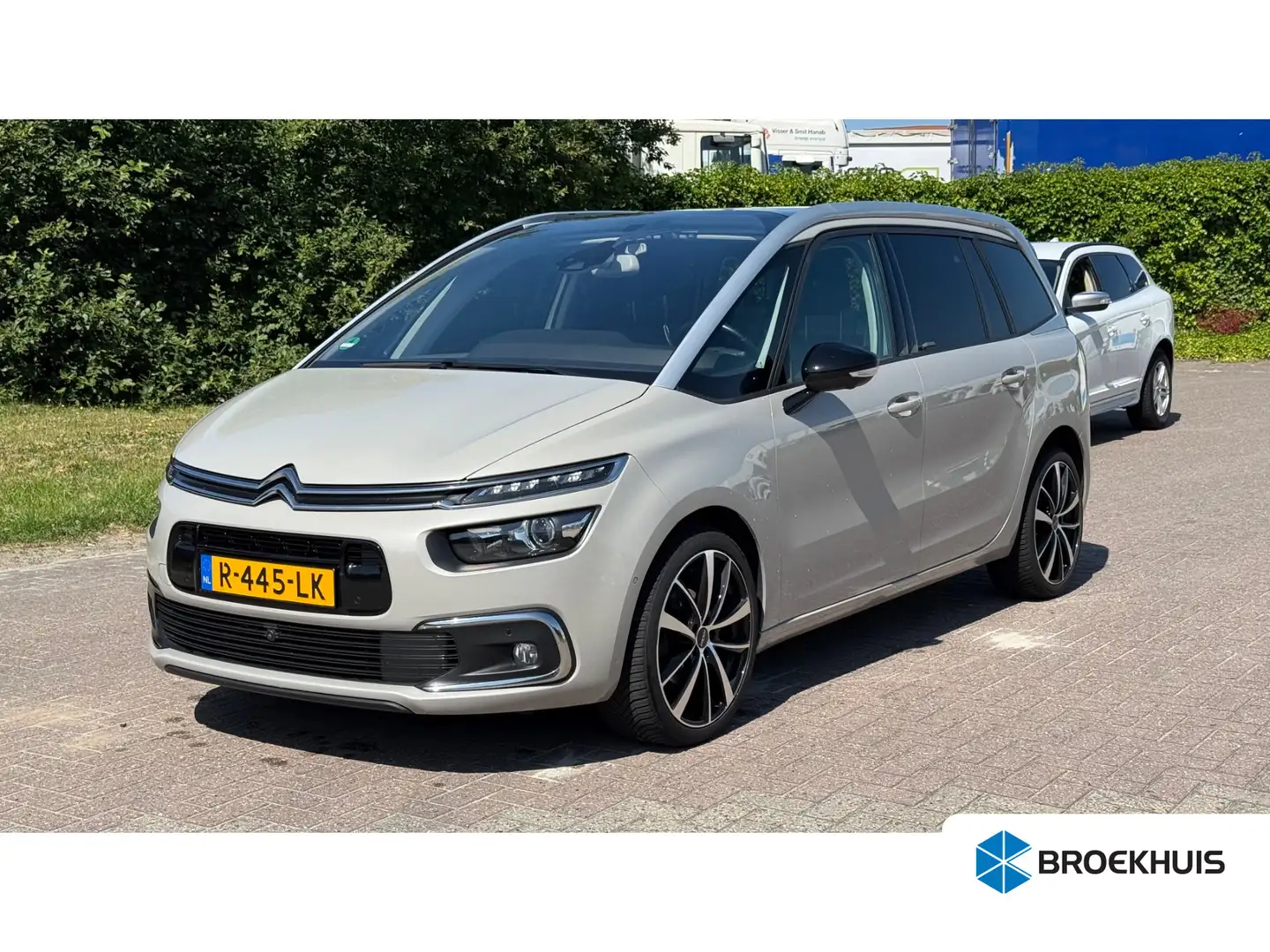 Citroen Grand C4 SpaceTourer 1.2 PureTech Shine Panoramadak | Massage | Clima | Grijs - 1