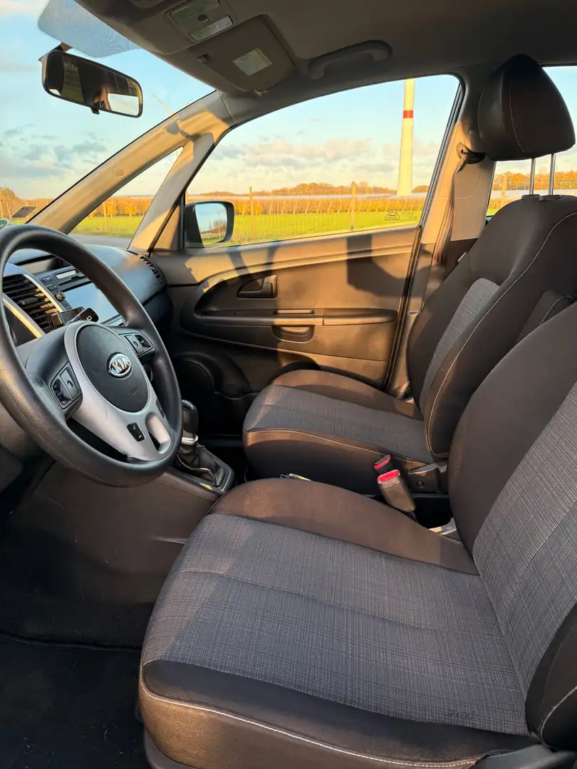 Kia Venga Venga 1.4 CVVT Business Line Schwarz - 2