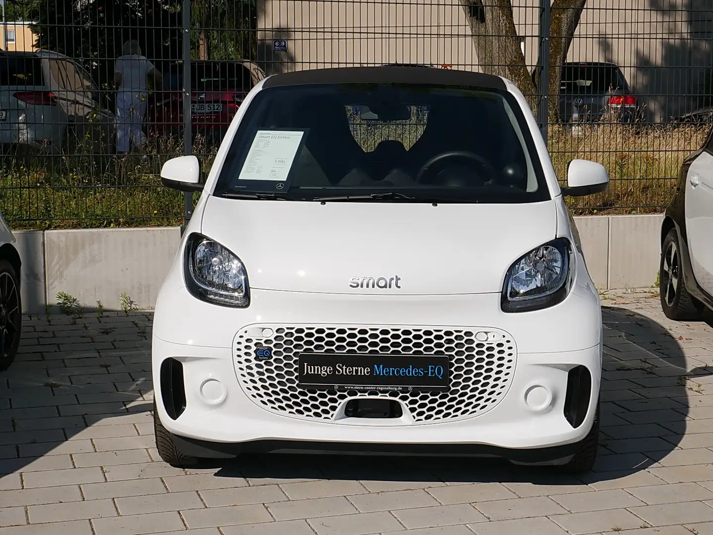 smart forTwo EQ+passion+DAB+SHZ+Einparkhilfe hinten+++ Weiß - 2