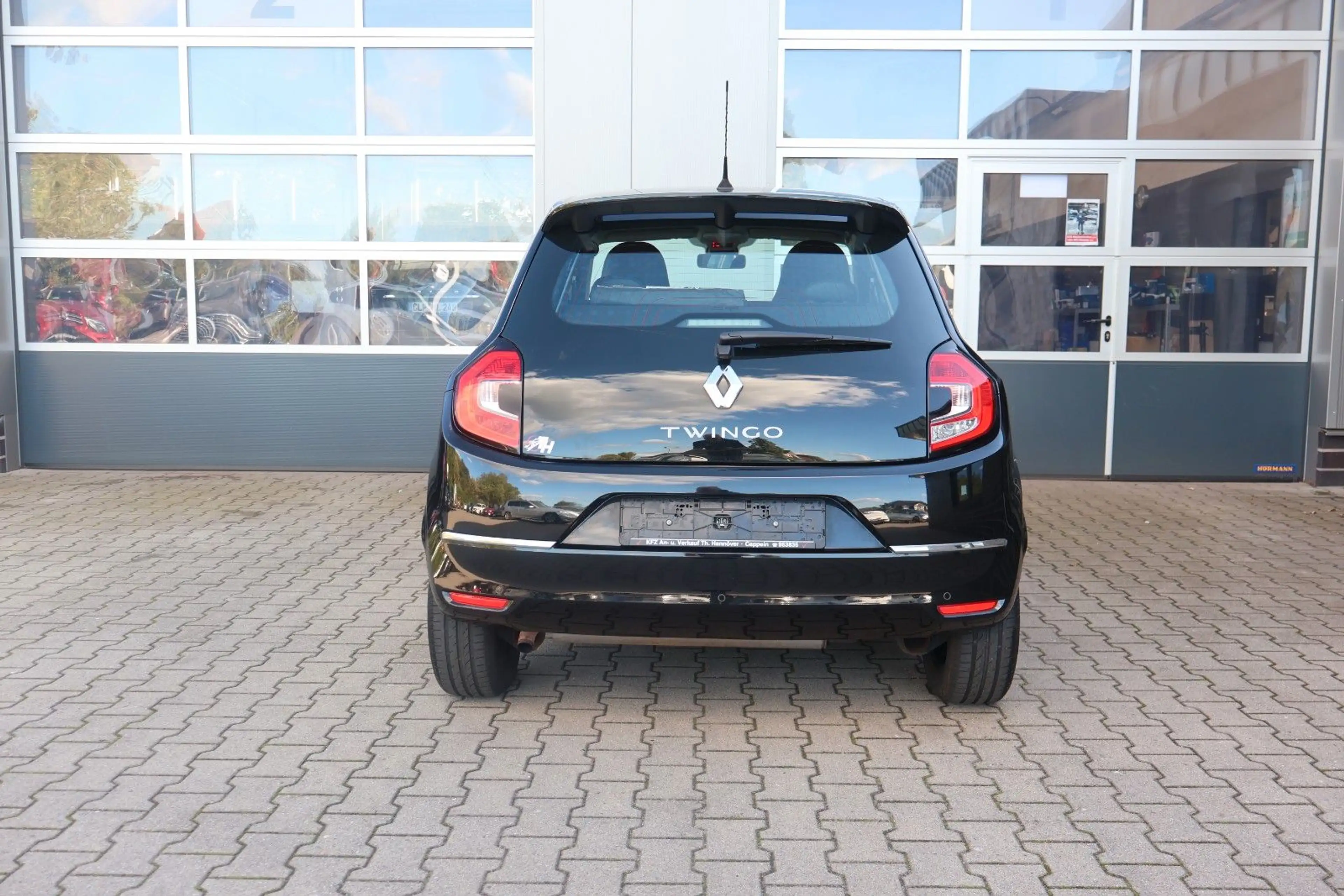 Renault Twingo Intens  Apple CarPlay/Tüv neu — photo 26