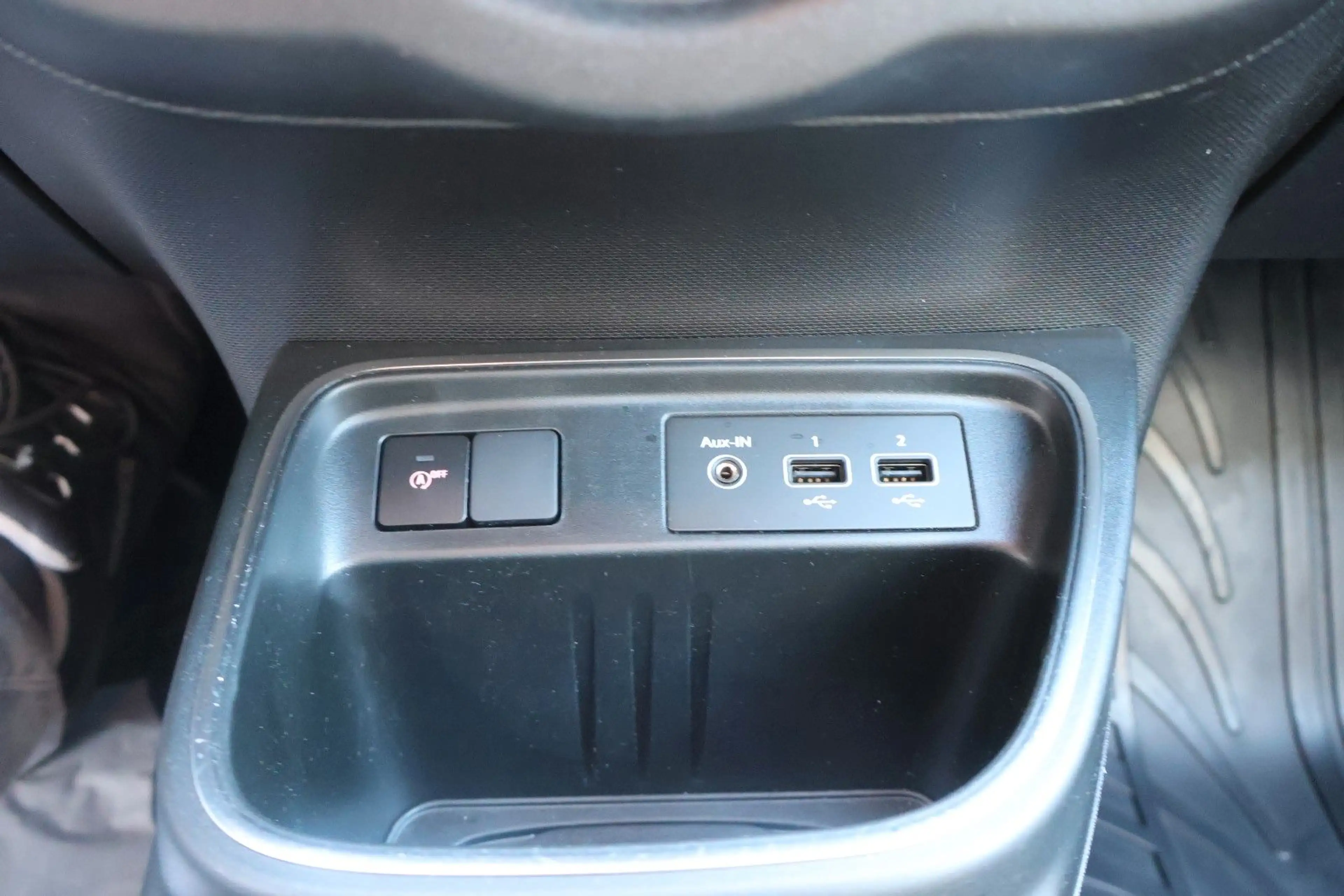 Renault Twingo Intens  Apple CarPlay/Tüv neu — photo 16