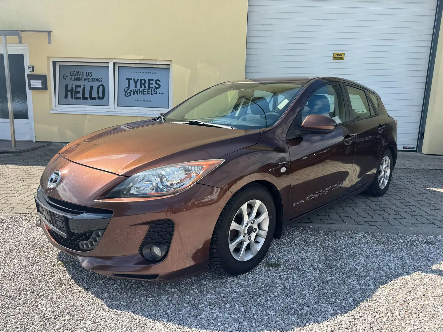 Mazda 3 Top Ausgestattet *** Braun - 2
