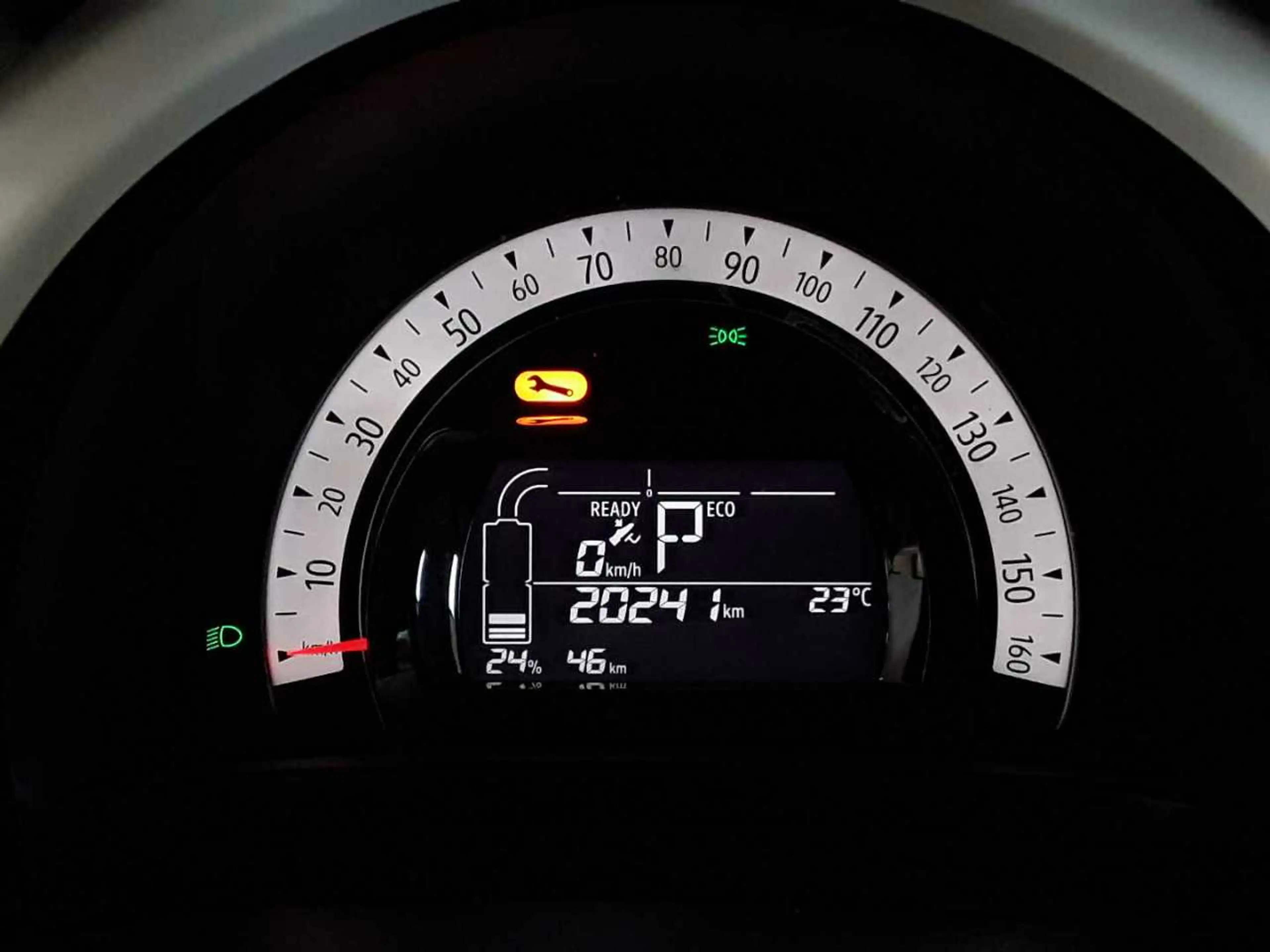 Renault Twingo Twingo Electric ZEN — photo 11