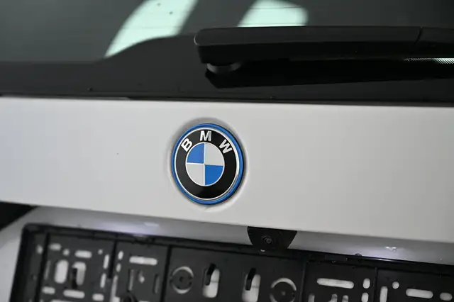 BMW X1 view 13