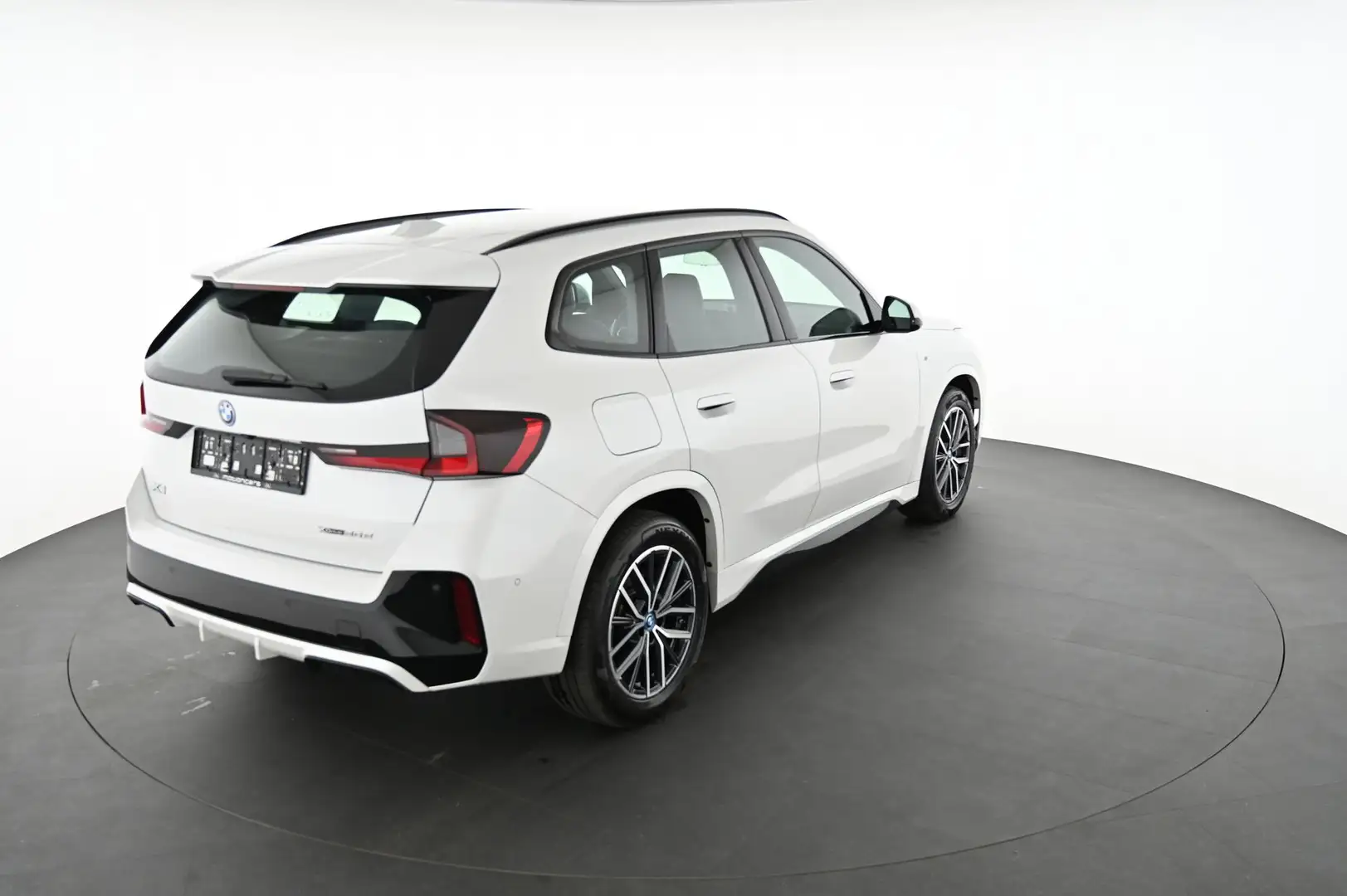 BMW X1 xDrive25e M Sport Weiß - 2