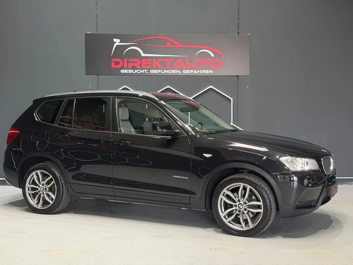 BMW X3 xDrive 20 d Schwarz - 1