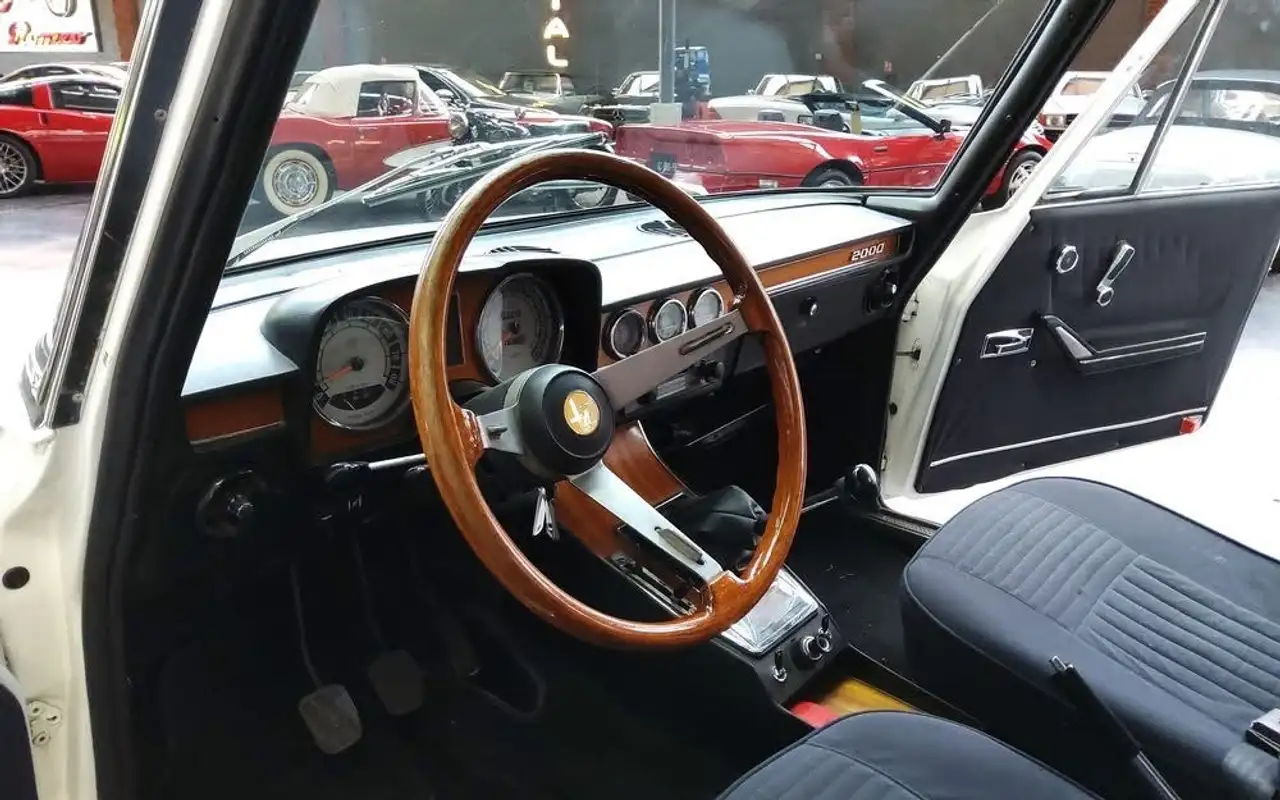 Alfa Romeo 2000 Berline, foto 10