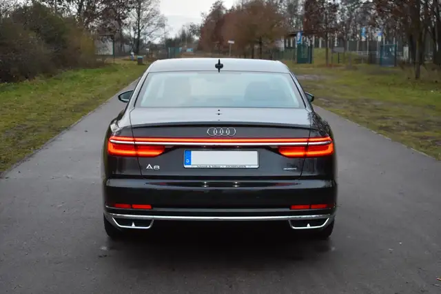 Audi A8 view 6