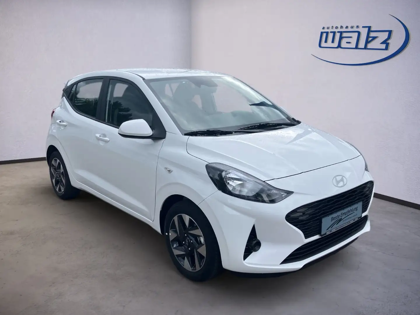 Hyundai i10 Comfort 5-trg 1.0i Navi,Alu,Klima, Wit - 2
