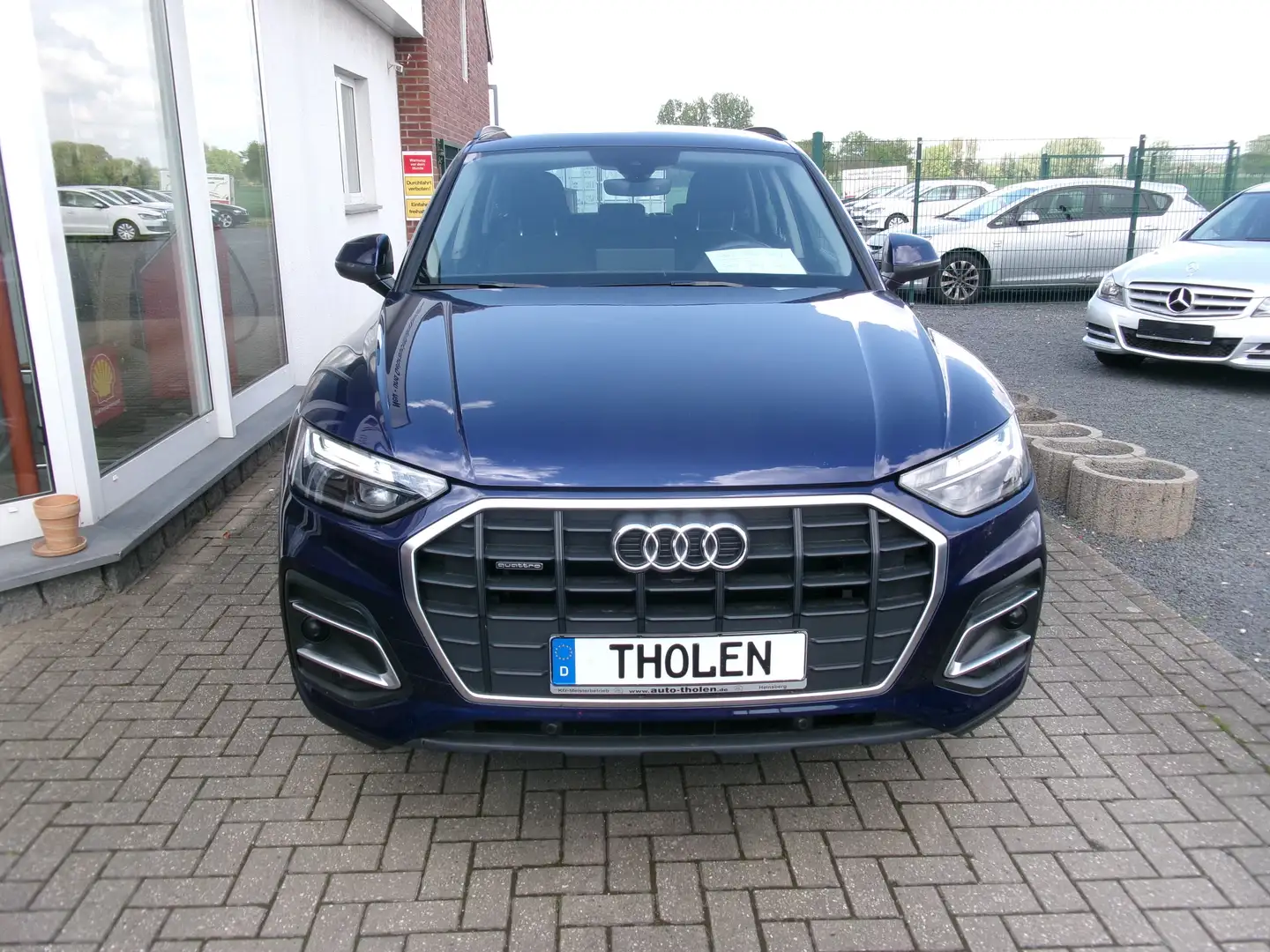 Audi Q5 40 TDI quattro ,MOP, LED, AHK, Kam, PDC,div. Pack Blau - 2