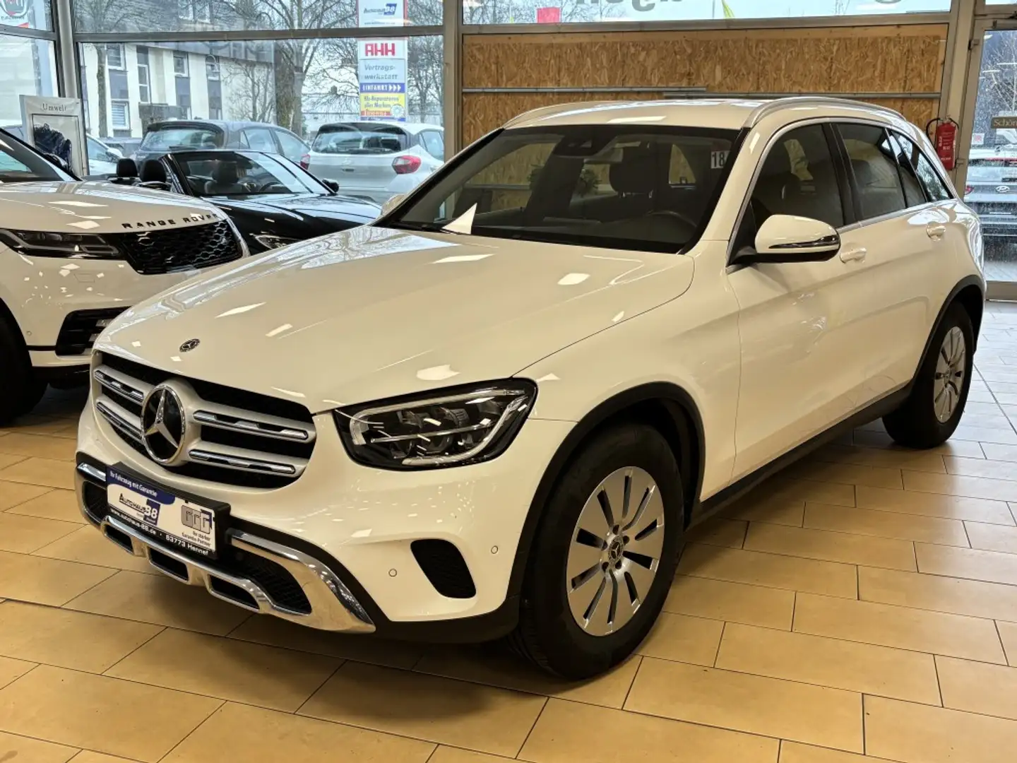 Mercedes-Benz GLC 200 Business*4Matic*AHK*LED*Navi*SHZ*CarPlay Weiß - 1