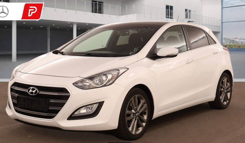 Hyundai i30 1.6 blue Passion Navi Kam. SHZ PDC Pano AHK