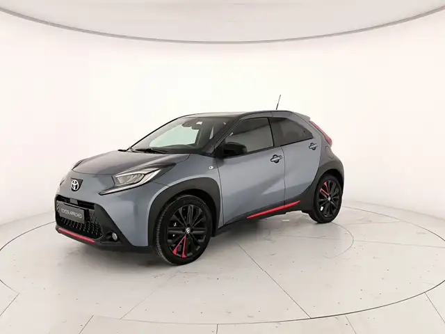 Toyota Aygo X x 1.0 undercover 72cv
