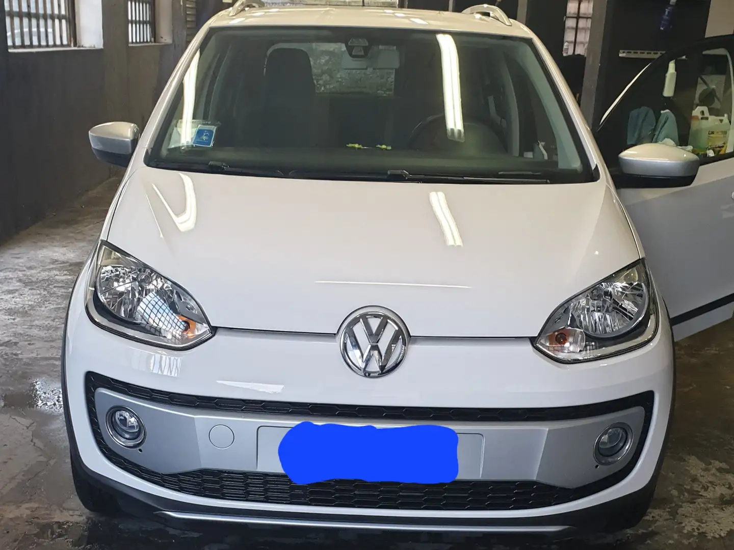 Volkswagen up! up! 2012 5p 1.0 Cross 75cv E6 Bianco - 1