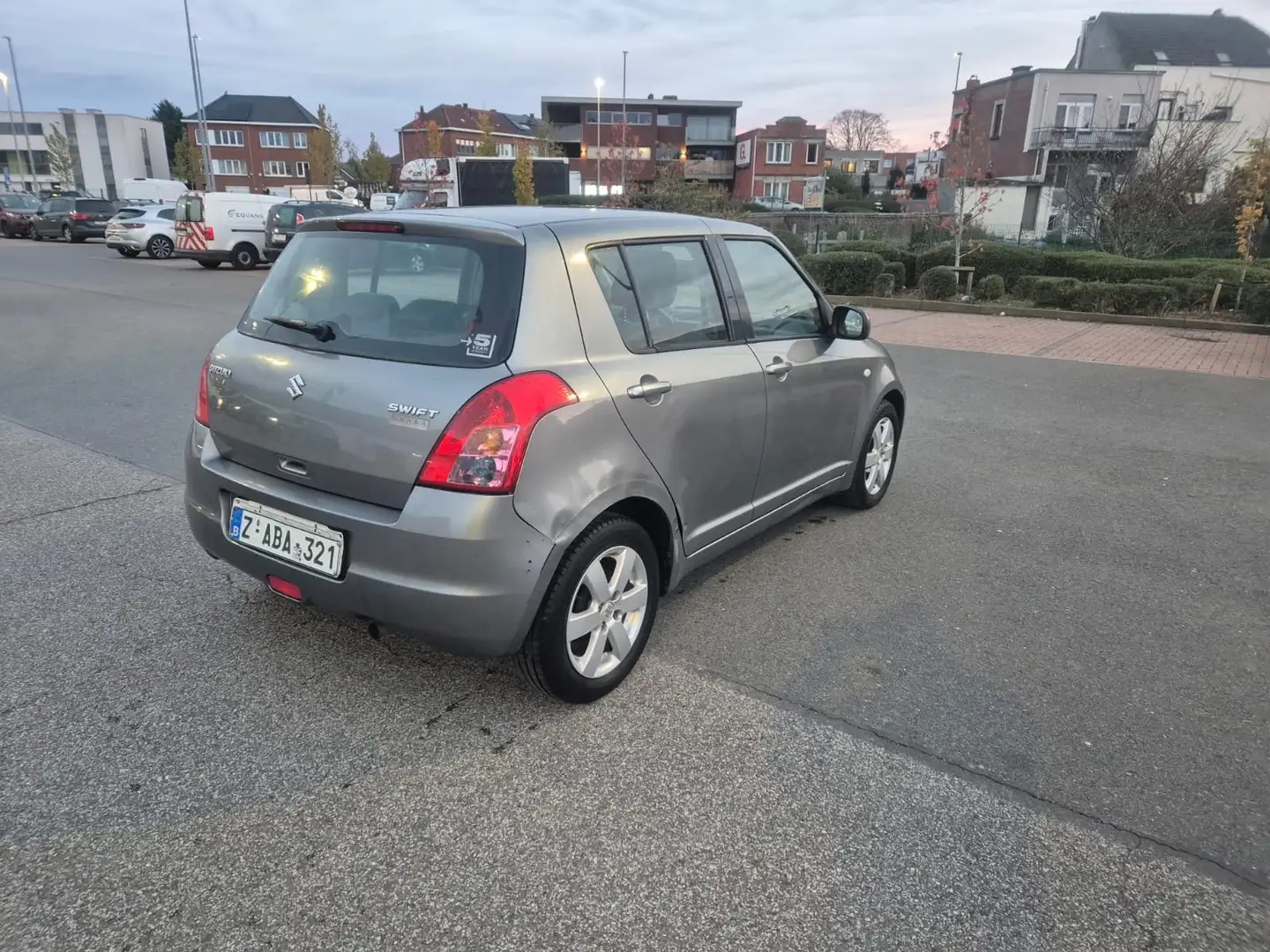 Suzuki Swift 1.3i GLX Airbag X.tension (Fleet) - 2