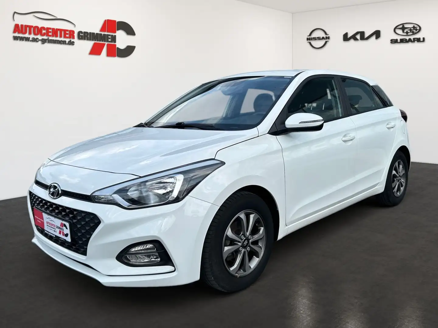 Hyundai i20 1.2 Trend Blanco - 1