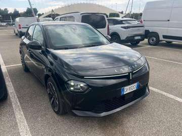 Ypsilon IV 2024 51kWh 156cv