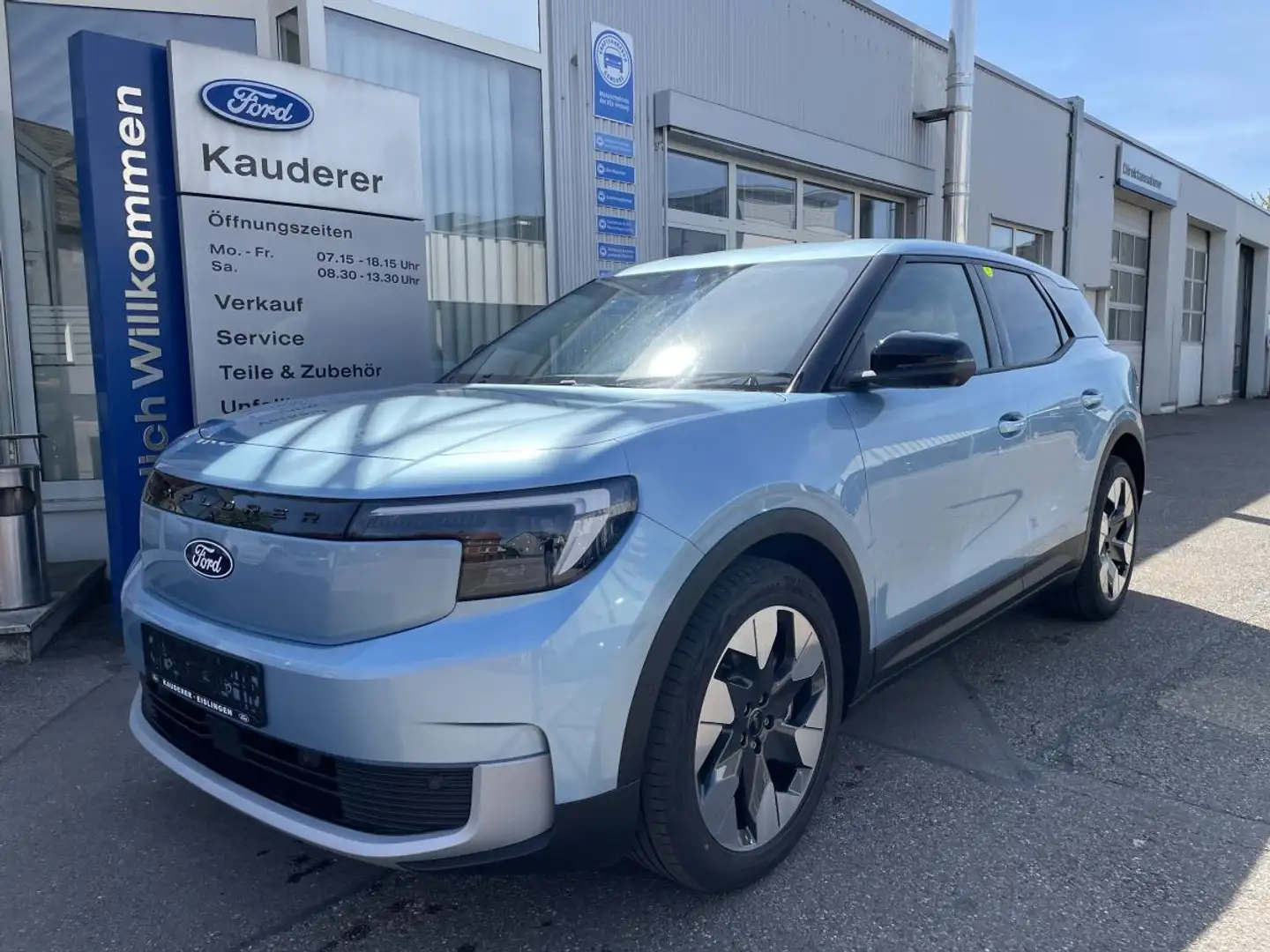 Ford Explorer Premium BEV * Sofort Verfügbar * Blau - 1
