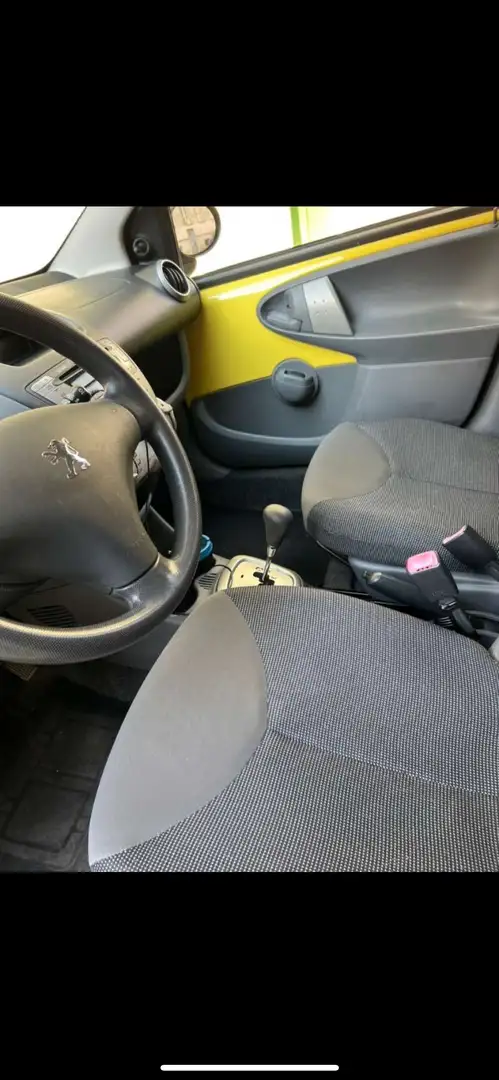 Peugeot 107 70 2-Tronic Filou - 2